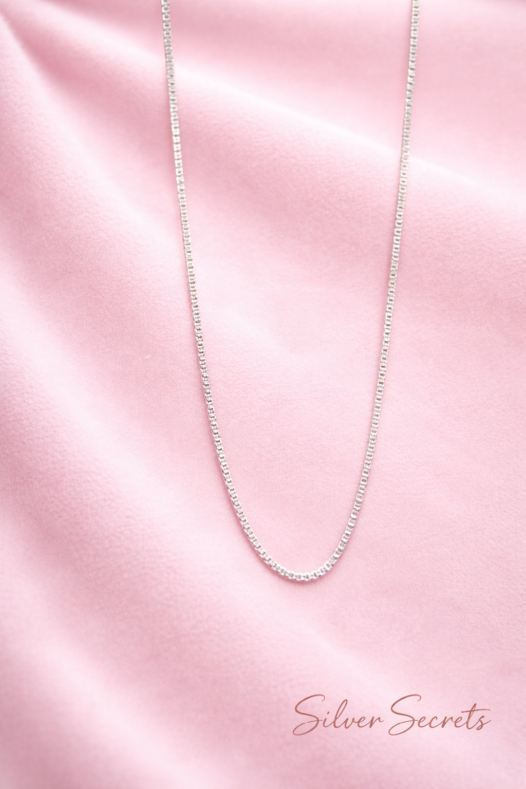 𝐔𝐧𝐢𝐬𝐞𝐱 𝐂𝐡𝐚𝐢𝐧